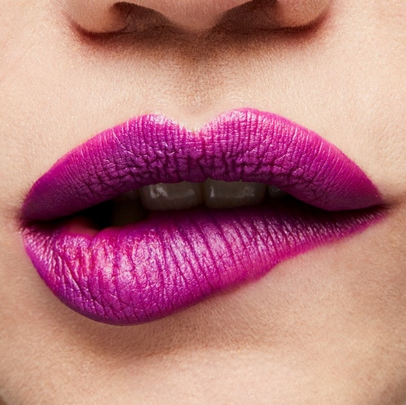 MAC Cosmetics Other - MAC 💋 • "Heroine" Lipstick